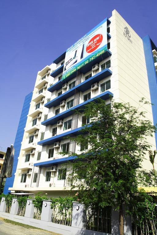 Cs Residence Bangkok Esterno foto